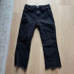 Zara Black Cropped Distressed Jeans